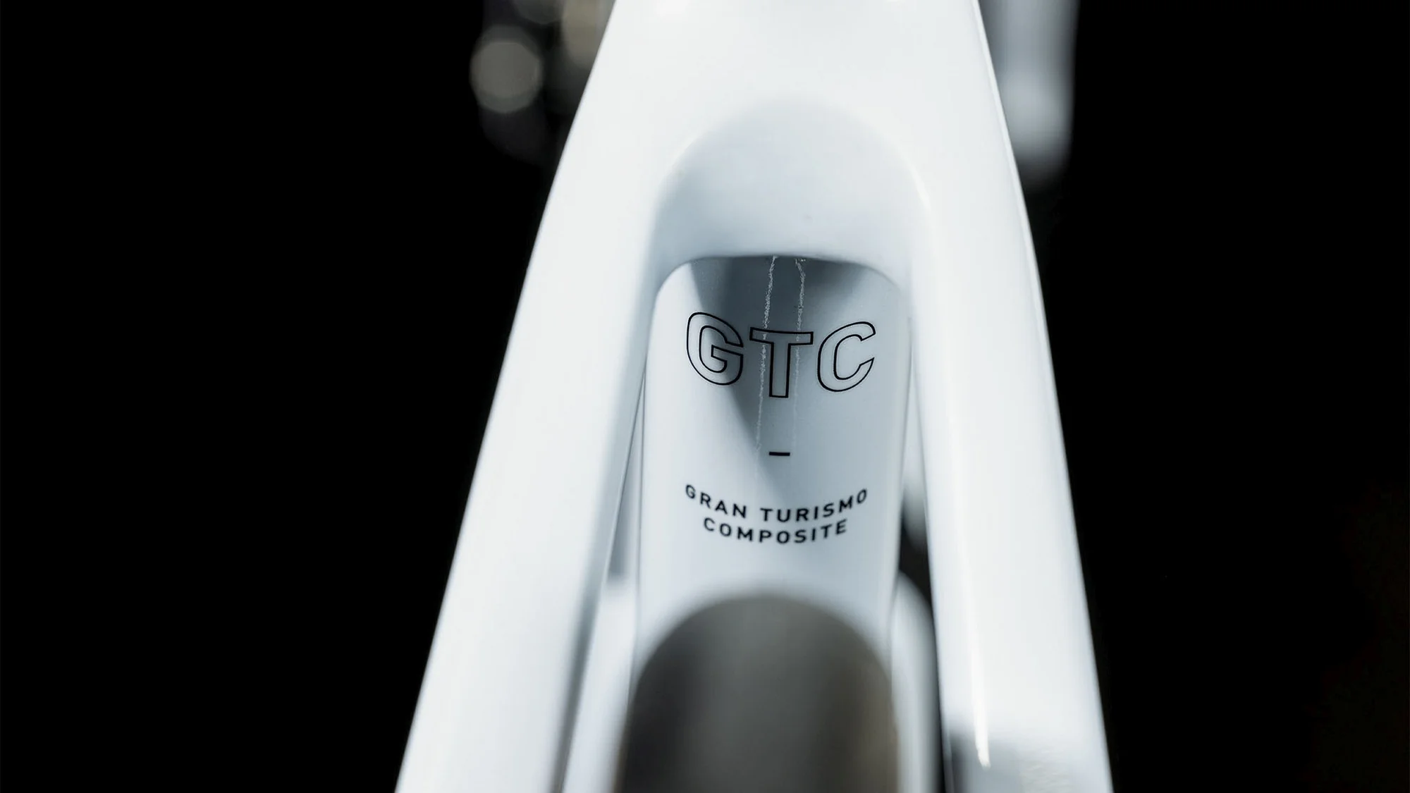 CUBE ATTAIN GTC RACE FLASHWHITE/BLACK - Image 4