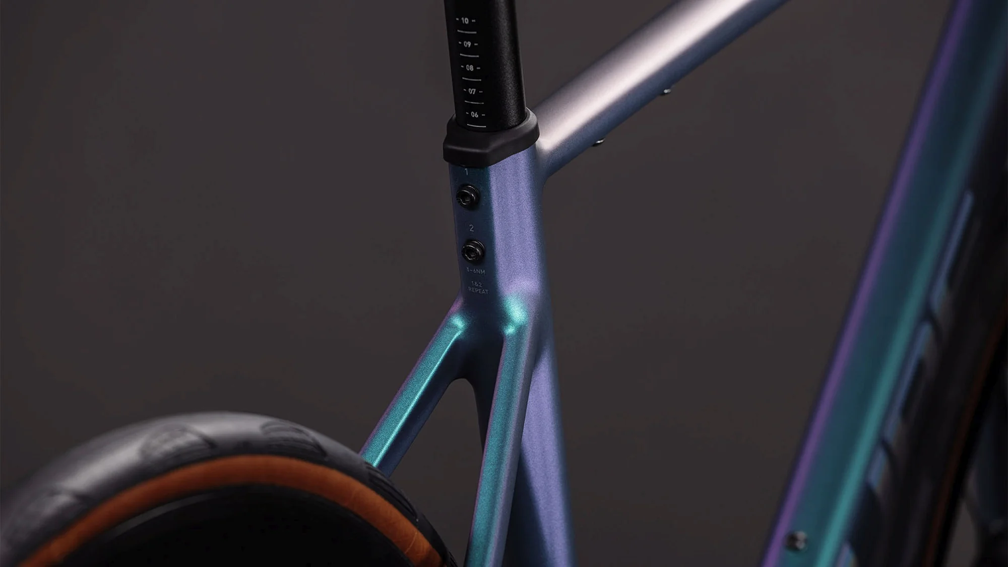 CUBE ATTAIN SLX SMARAGDGREY/PRISM - Image 3