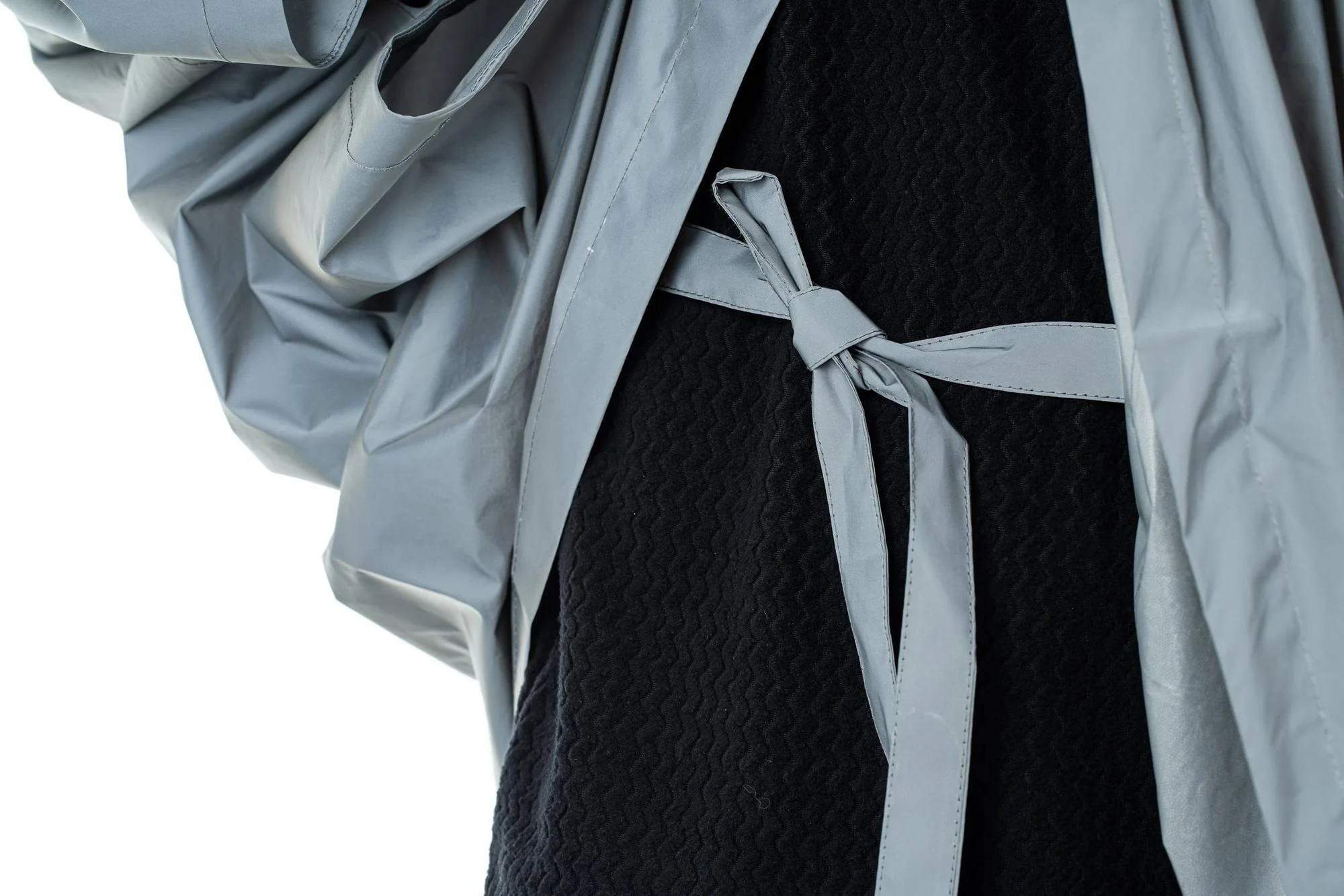 CUBE Atx Utility Poncho Safety Silver/Grey - Image 3