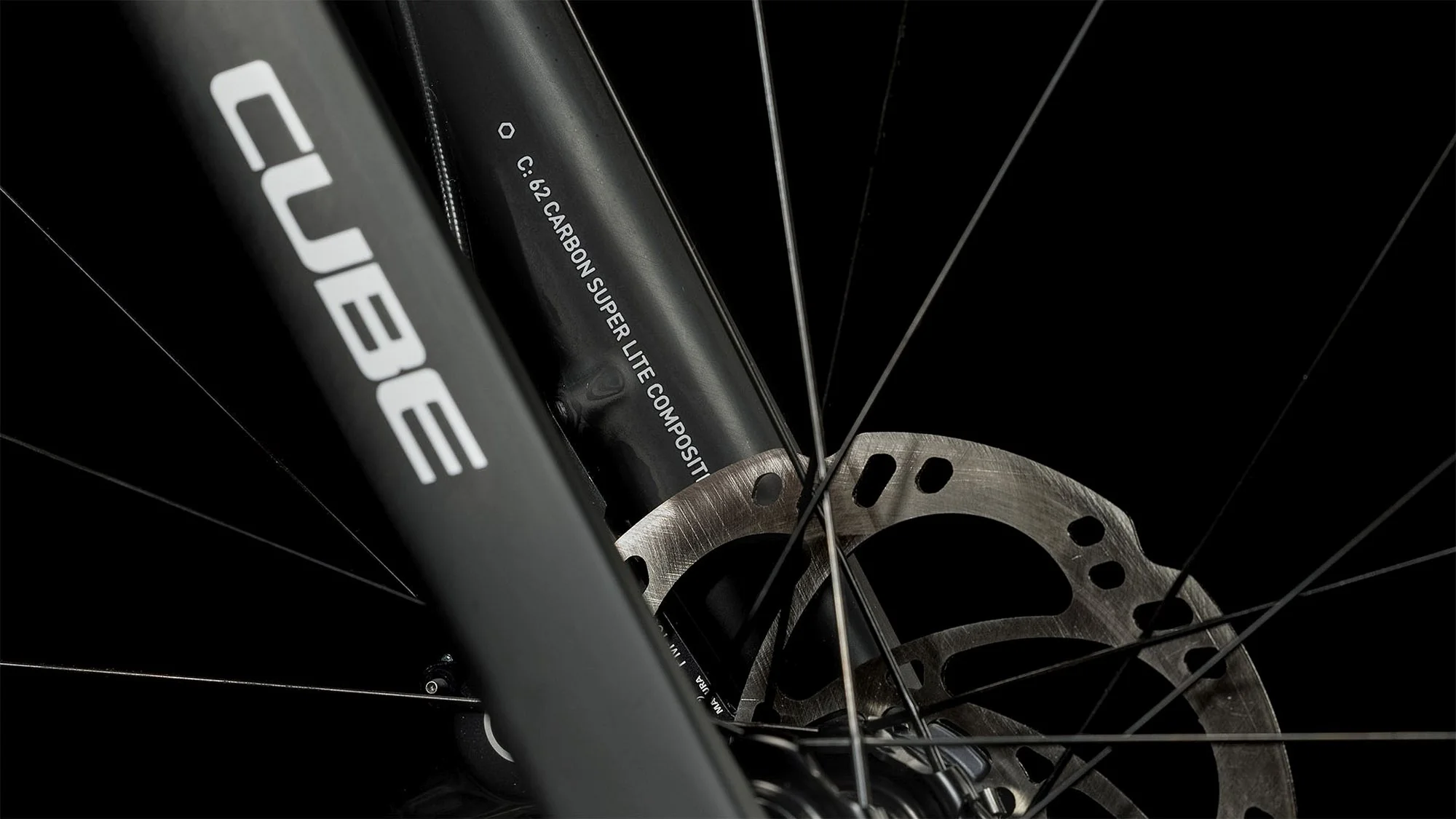 CUBE ELITE 240 C:62 SLX CARBON/BLUE/RED - Image 6
