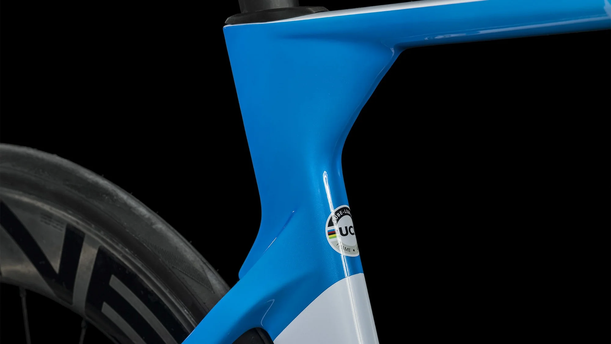 CUBE LITENING AERO C:68X RACE TEAMLINE - Image 4