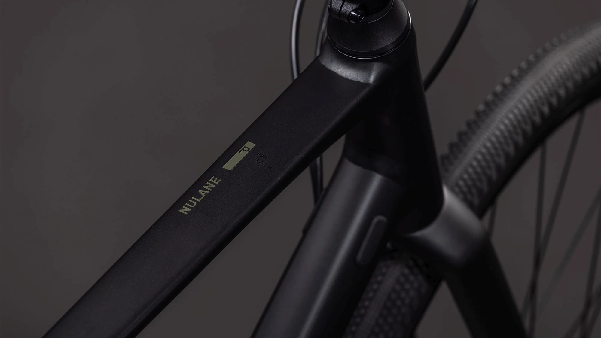 CUBE NULANE PRO GREY/CHROME - Image 2