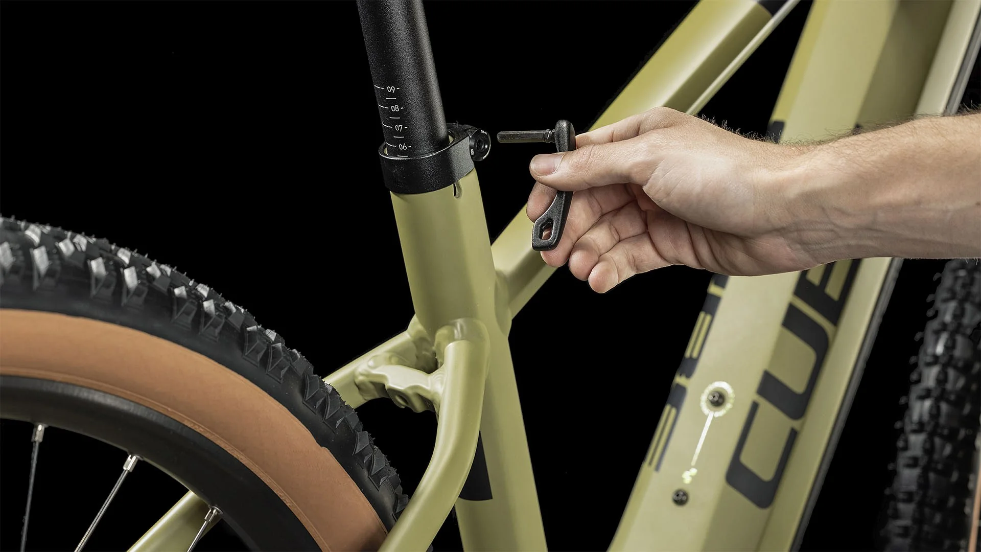 CUBE REACTION HYBRID RACE 750 OLIVE/GREEN - Image 2