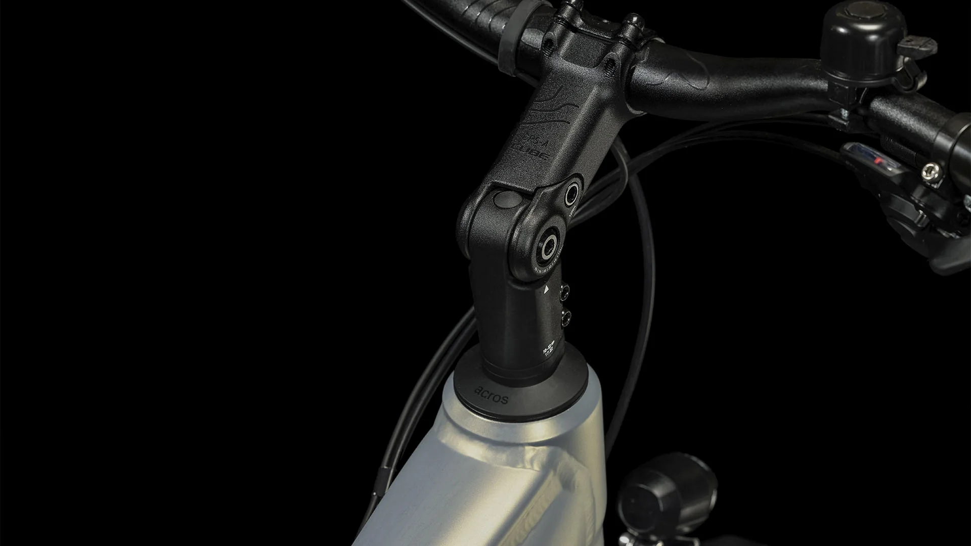 CUBE TOURING HYBRID PRO 625 PEARLYSILVER - Image 10